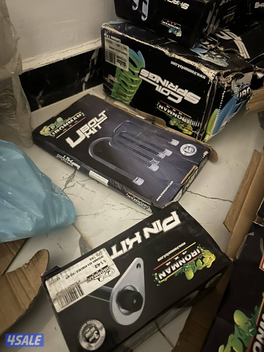 للبيع اربع كفرات حجريه شبه جديده و طقم معاونيات كامل شبه جديده4