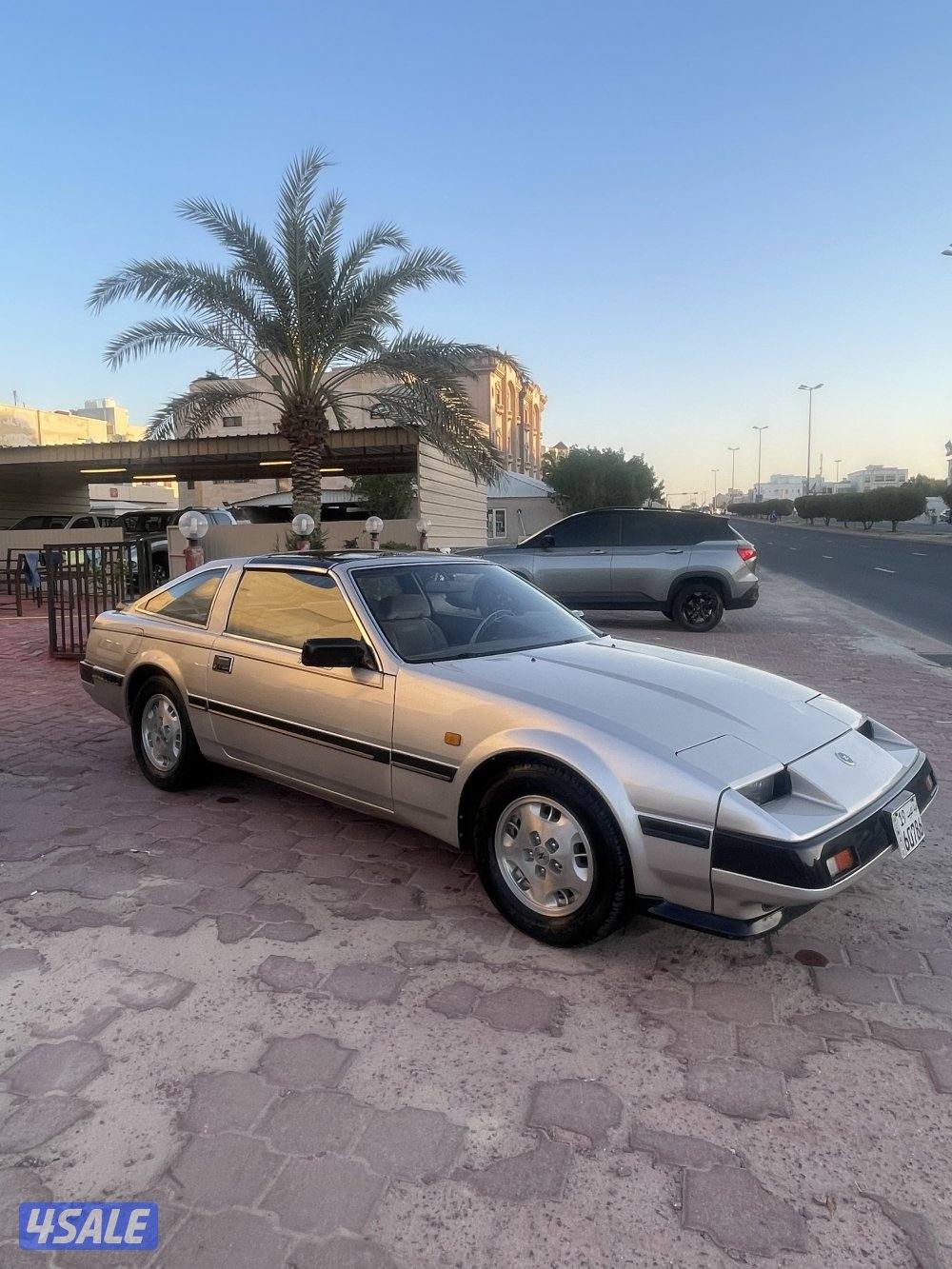 للبيع ZX300 بحاله ممتازه0