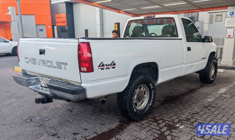 للبيع وانيت 2500hd شرط الفحص موديل ١٩٩٧1