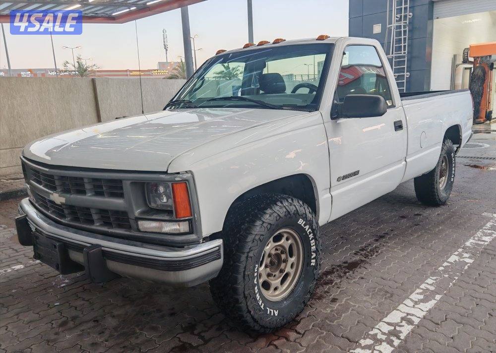 للبيع وانيت 2500hd شرط الفحص موديل ١٩٩٧7