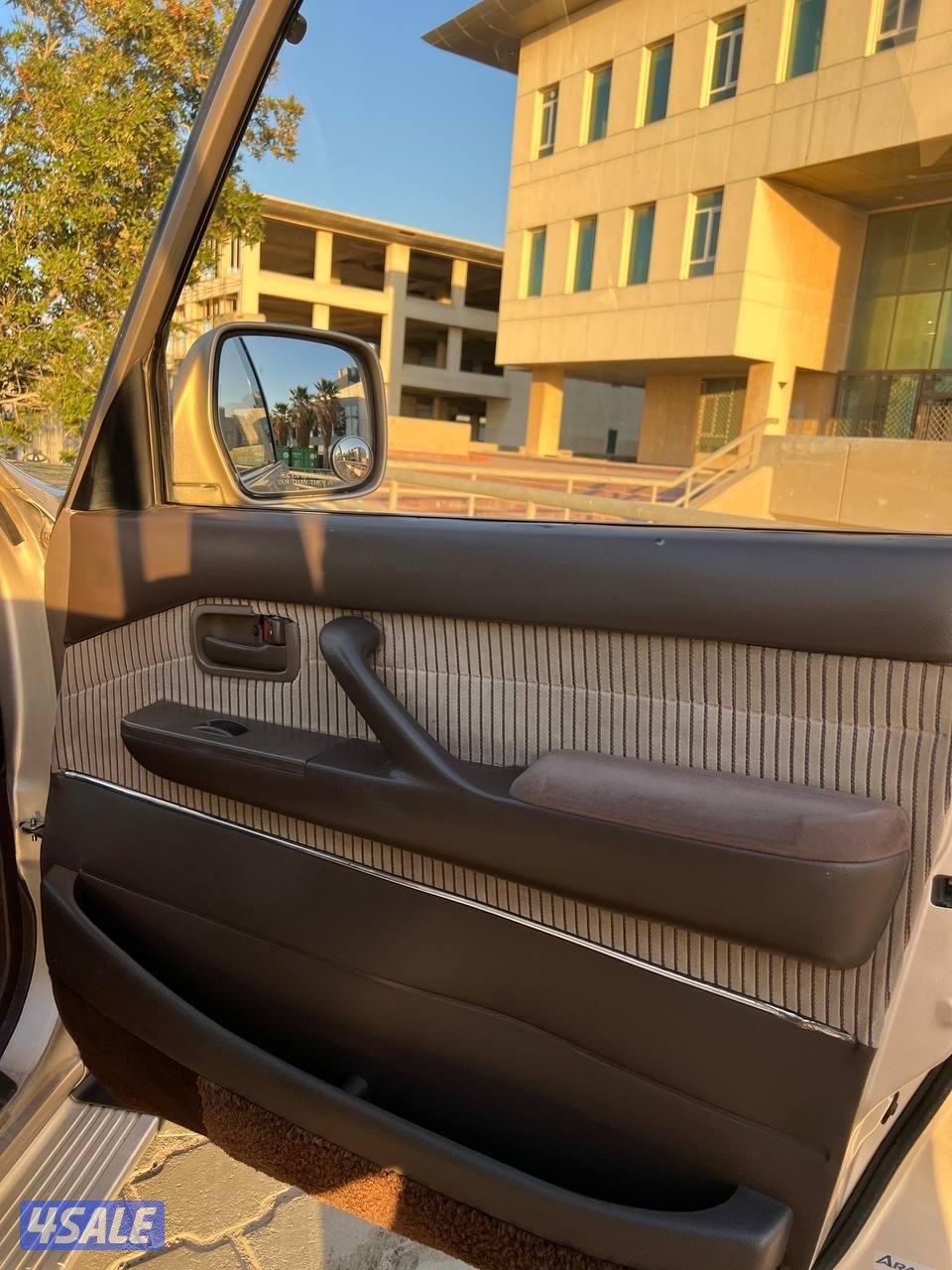 1991 الساير مخزن Land Cross VXR7