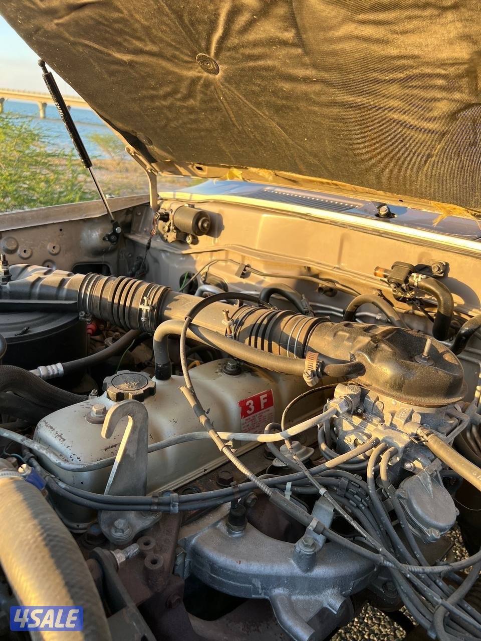 1991 الساير مخزن Land Cross VXR10