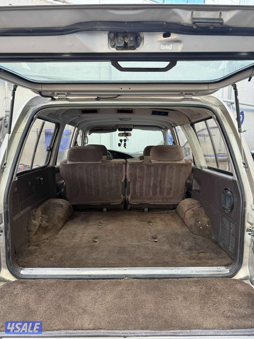 1991 الساير مخزن Land Cross VXR13