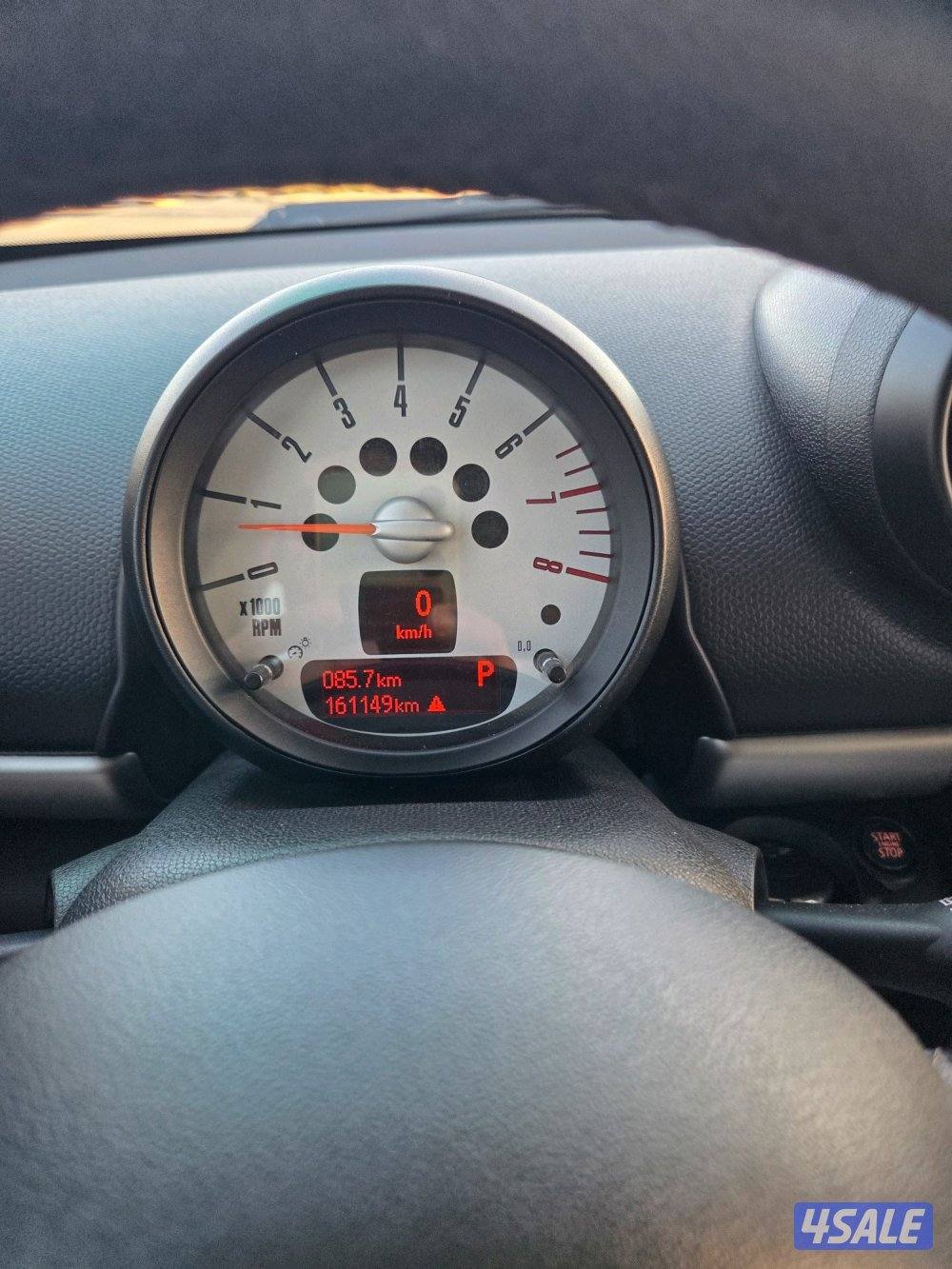 للبيع ميني كوبر كنتري مان موديل ٢٠١٤ بحاله ممتازه6