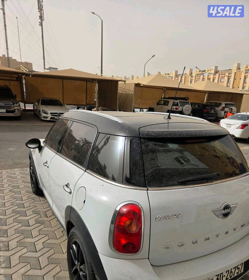 للبيع ميني كوبر كنتري مان موديل ٢٠١٤ بحاله ممتازه9