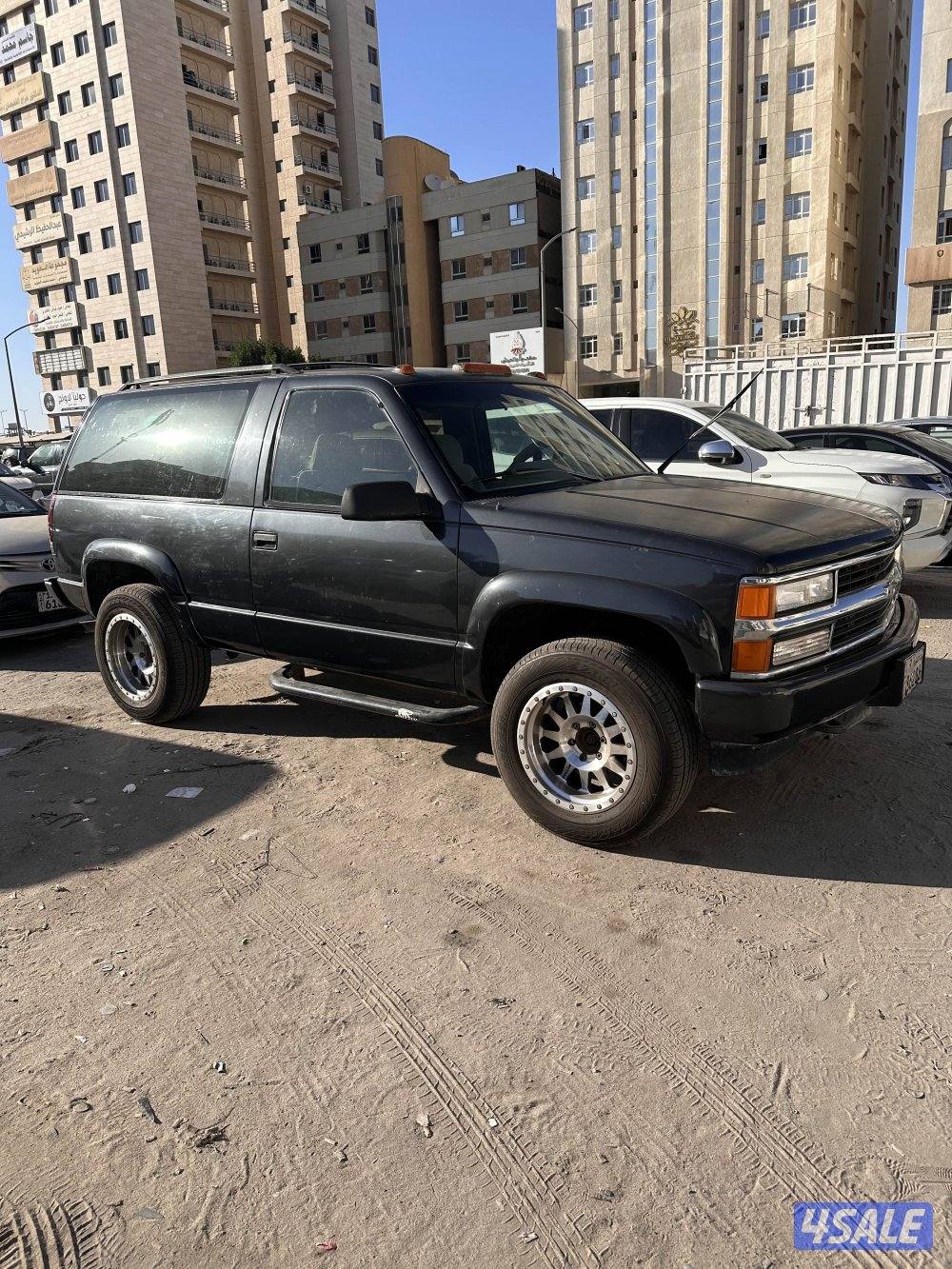 للبيع تاهو باب واحد0