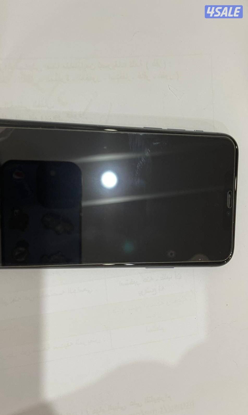 تليفون ايفون ١١ برو ماكس
* ٦٤ جيجابايت
* بدون علبه
* شاشه اصليه1