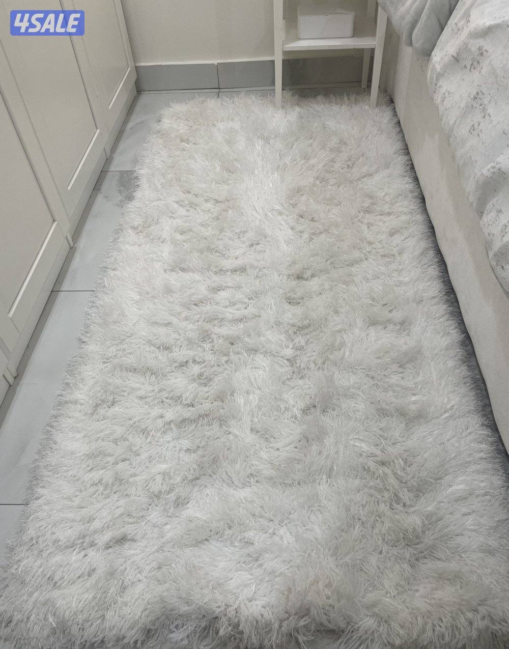 كنبه ومجموعة اغراض6