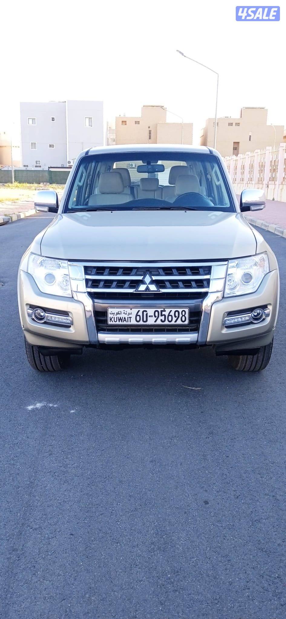 ميتسوبيشي باجيرو1