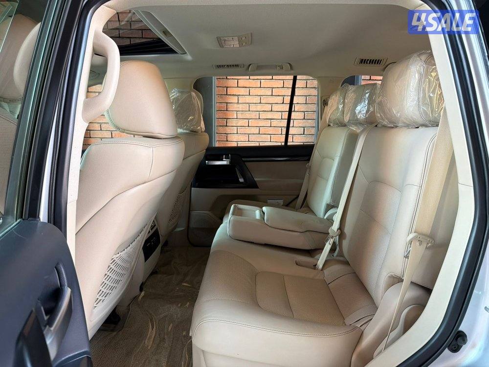 لاند كروز قراند تورينغ GXR موديل 2020 بحاله الوكاله9