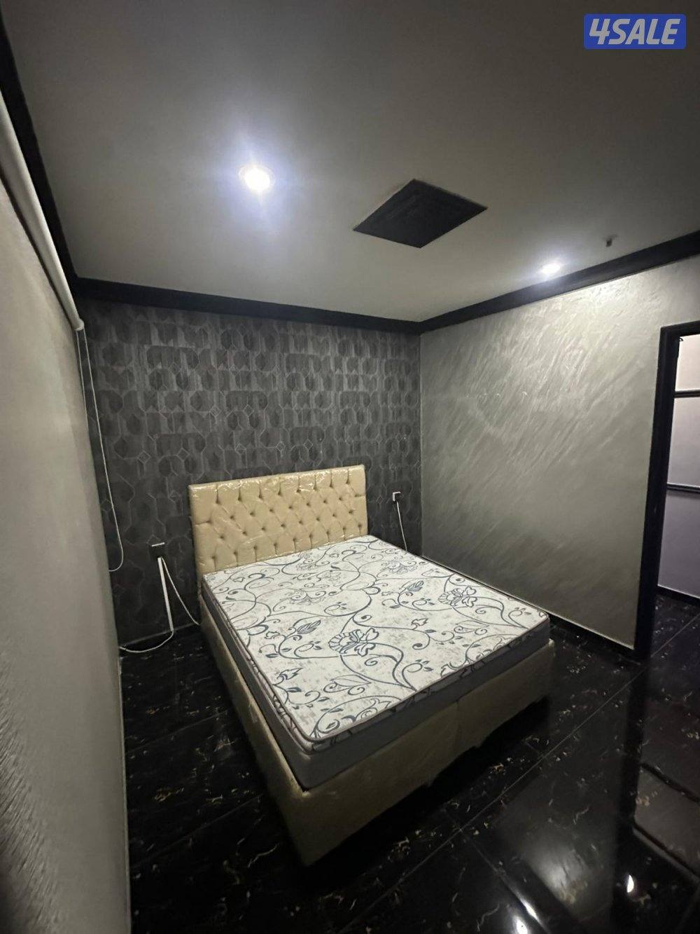 شقه للايجار بحولي غرفتين وصاله كبيره ومطبخ وحمام نفس الصور استلام فوري9