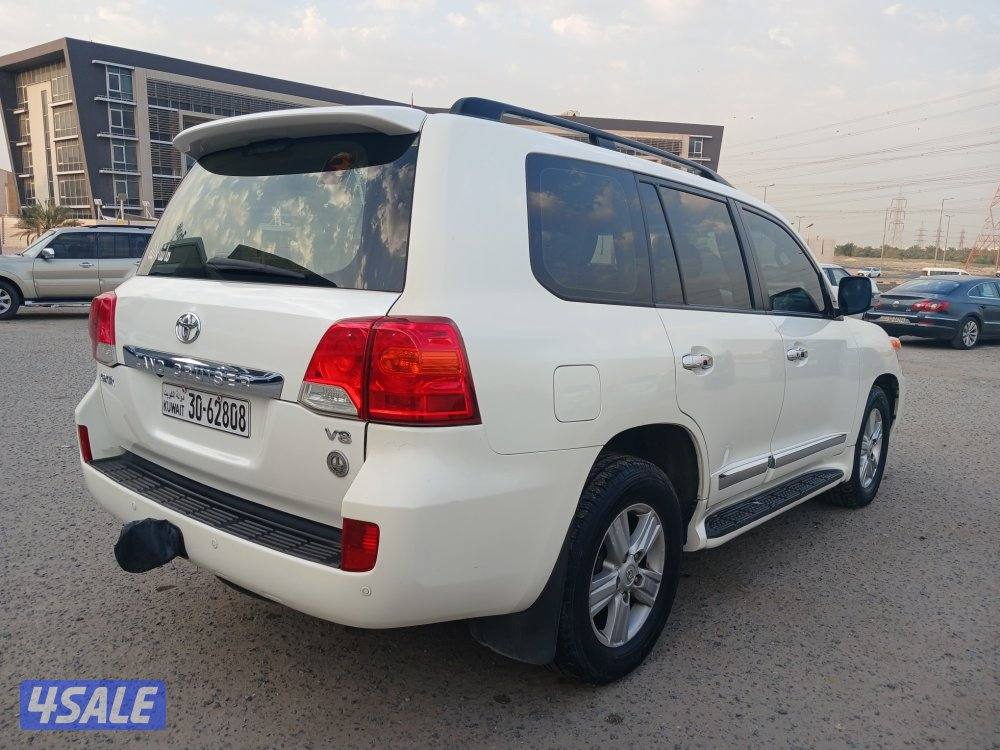 لاند كروزر GXR موديل 2015 الساير5