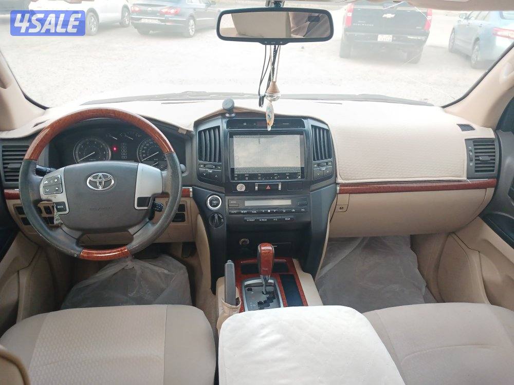 لاند كروزر GXR موديل 2015 الساير7