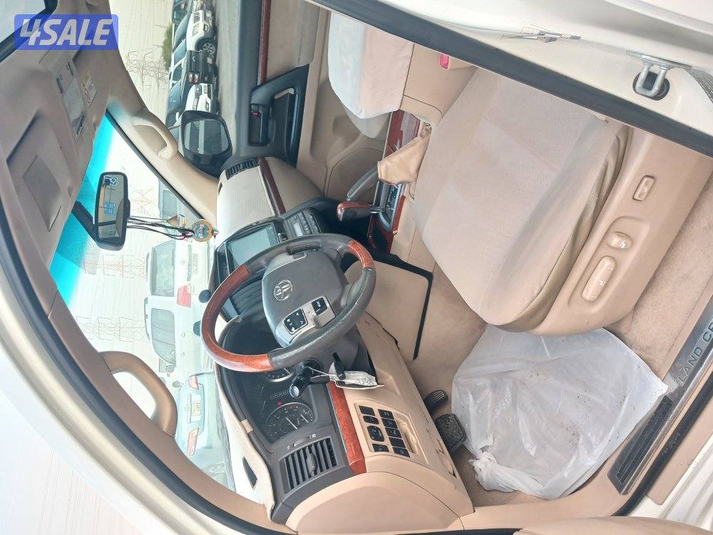 لاند كروزر GXR موديل 2015 الساير6