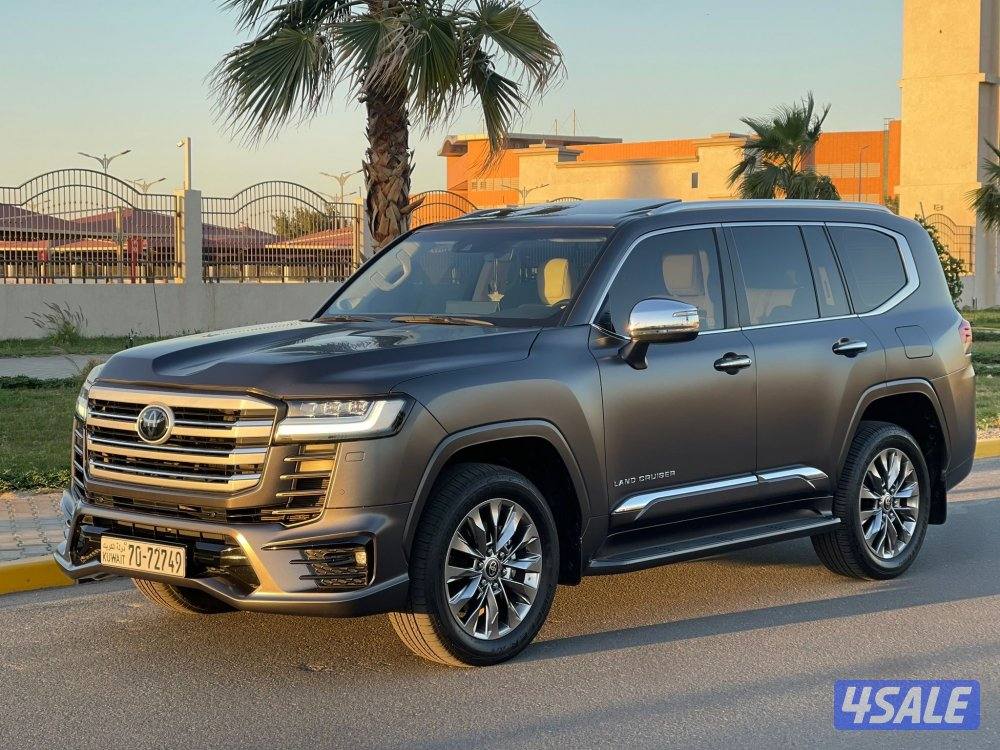 لاندكروزر VX تون تيربو ايروS موديل 2023 ماشي 67 الف صبغ الوكالة0