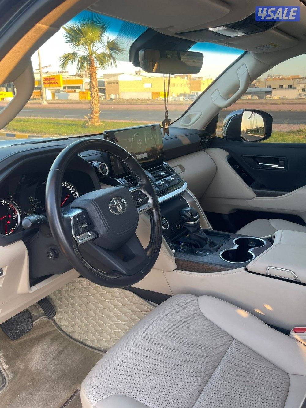 لاندكروزر VX تون تيربو ايروS موديل 2023 ماشي 67 الف صبغ الوكالة6