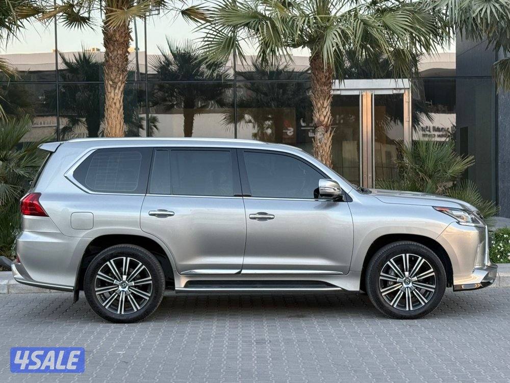 للبيع جيب لكزس سبورت ( بحاله نادره )4