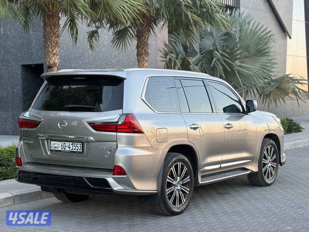 للبيع جيب لكزس سبورت ( بحاله نادره )5