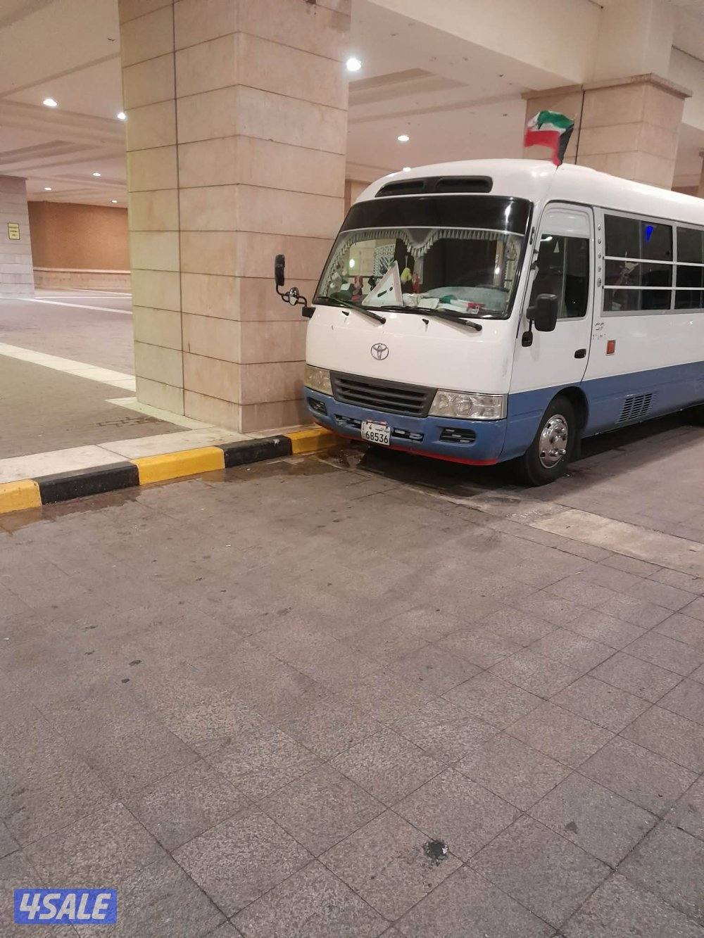 باصات للجار مع سائقين توصيل عمال توصيل موظفين توصيل موظفين توصيل شفتا1