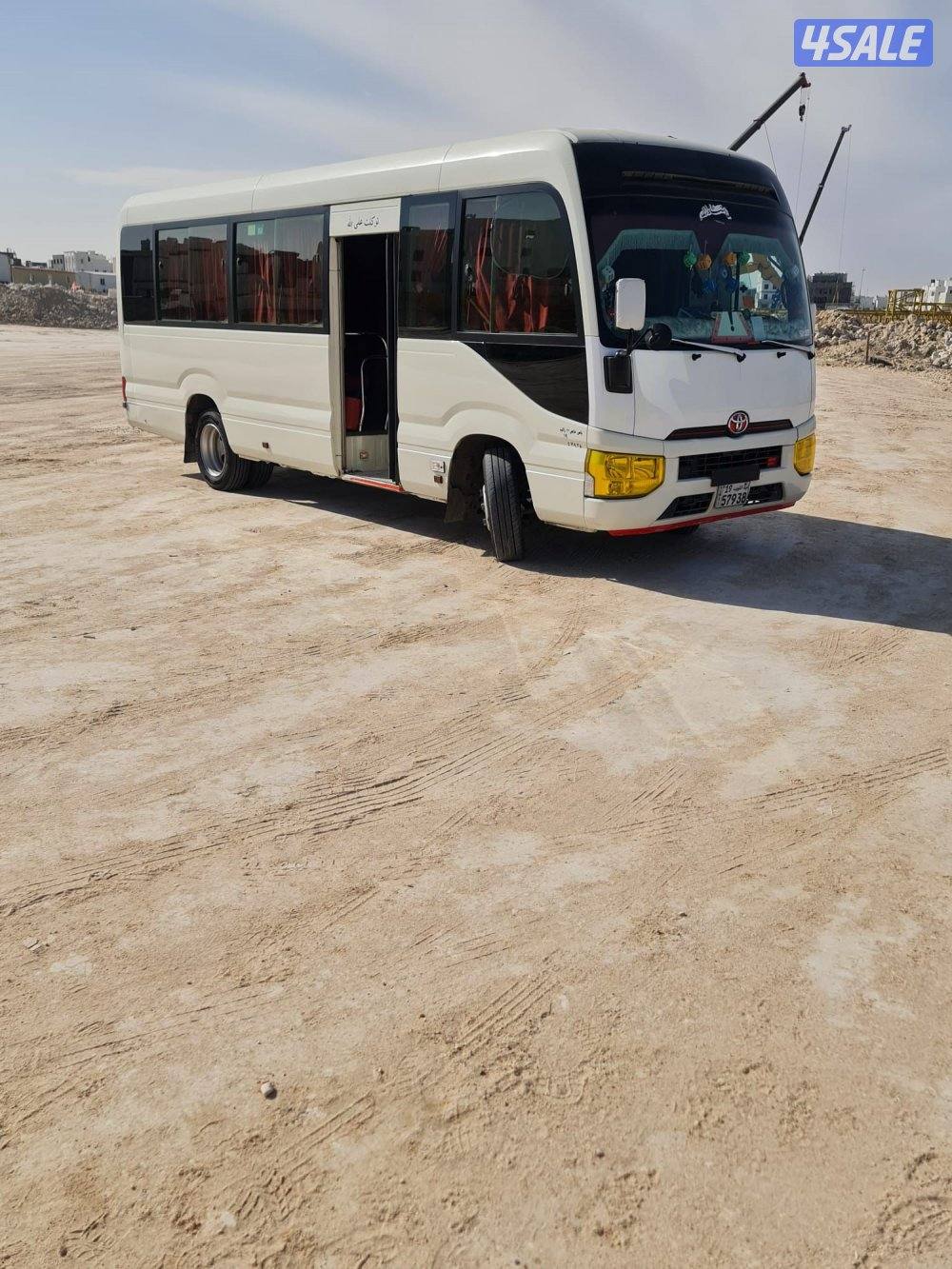 باصات للجار مع سائقين توصيل عمال توصيل موظفين توصيل موظفين توصيل شفتا4