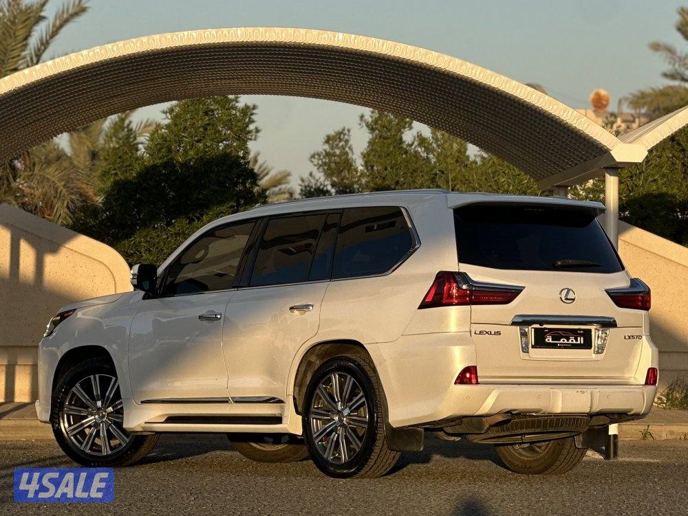 معرض القمة🚩4