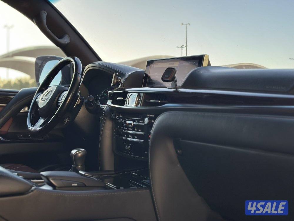 معرض القمة🚩7