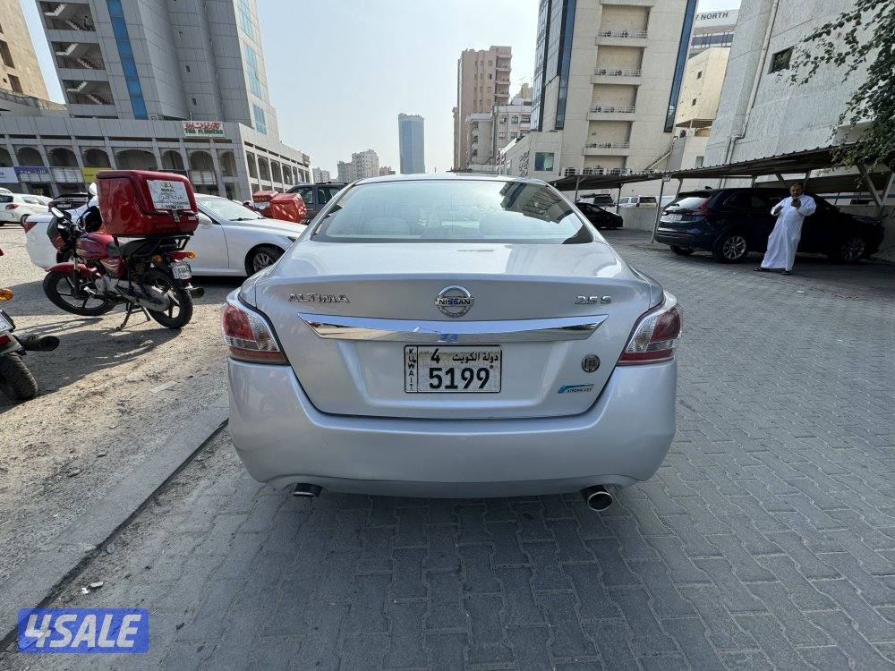 نيسان التيما4