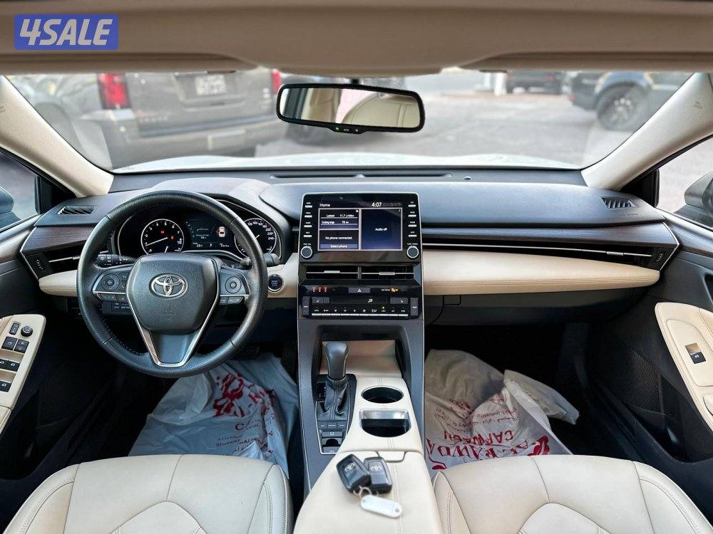 للبيع . تويوتا . افالون XLE . م 2019 .10