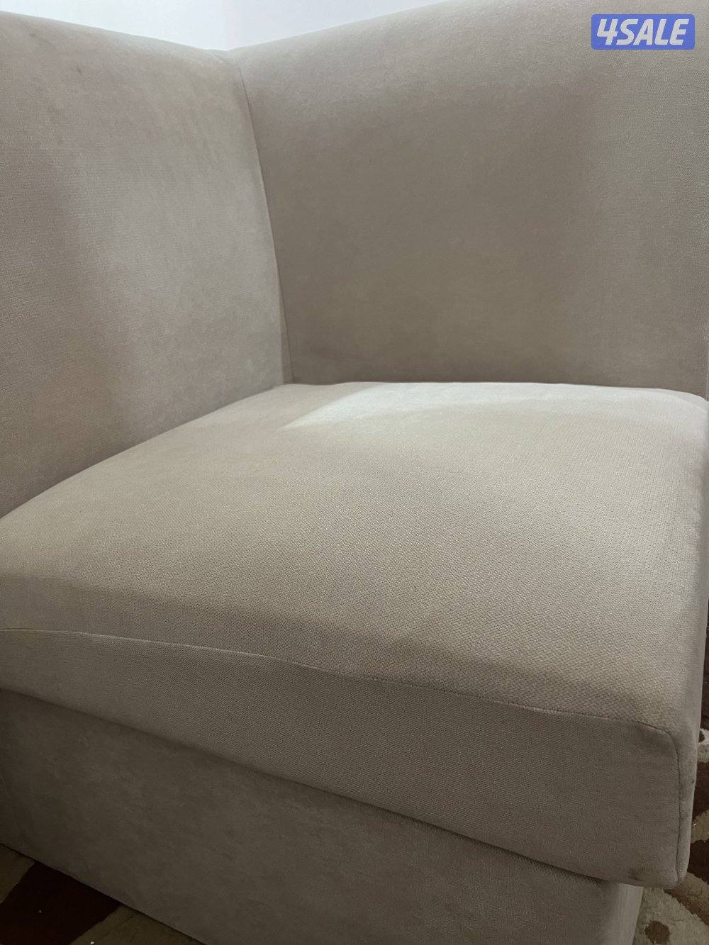 كنفات عموله شبه جديده لون تحفه4