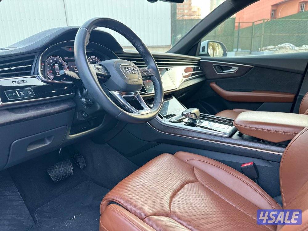 للبيع . اودي Q8 . Slie . م 2019.6