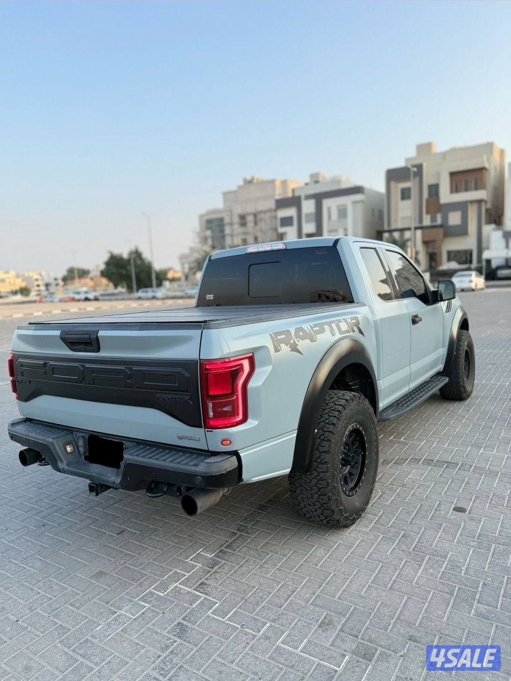 فورد رابتور وانيت0