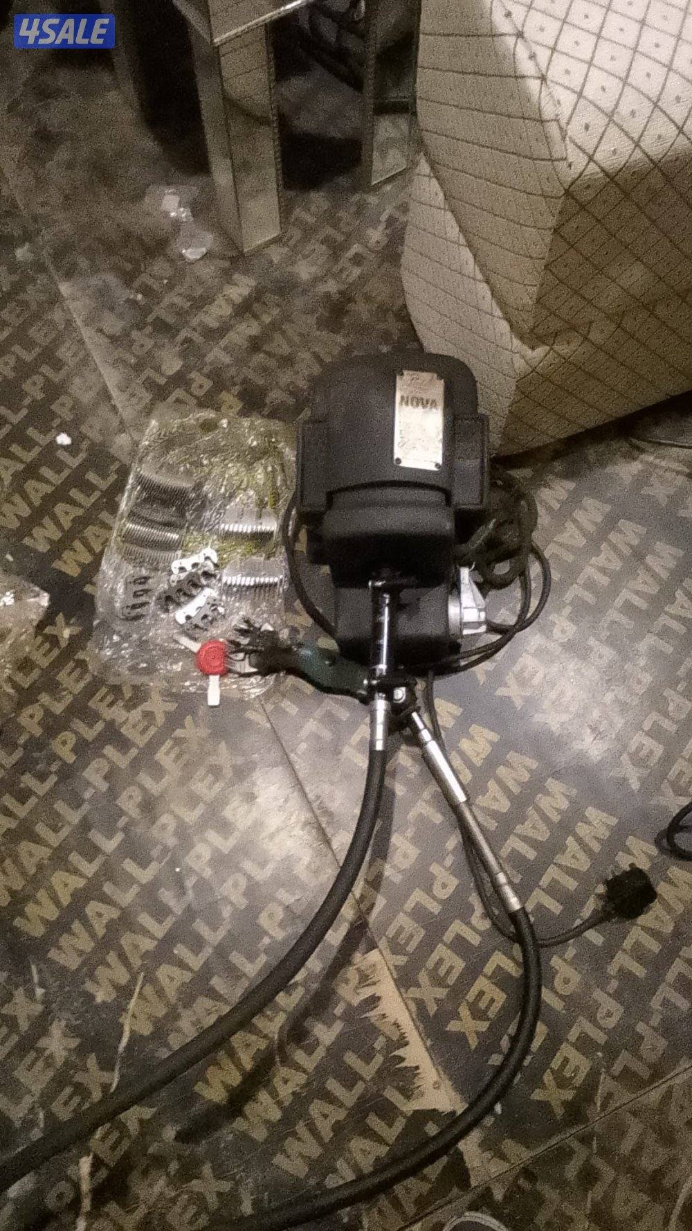 للبيع مكينه قص للغنم والإبل ماركه نوفا إنجليزيه الصنع بحاله ممتازه0