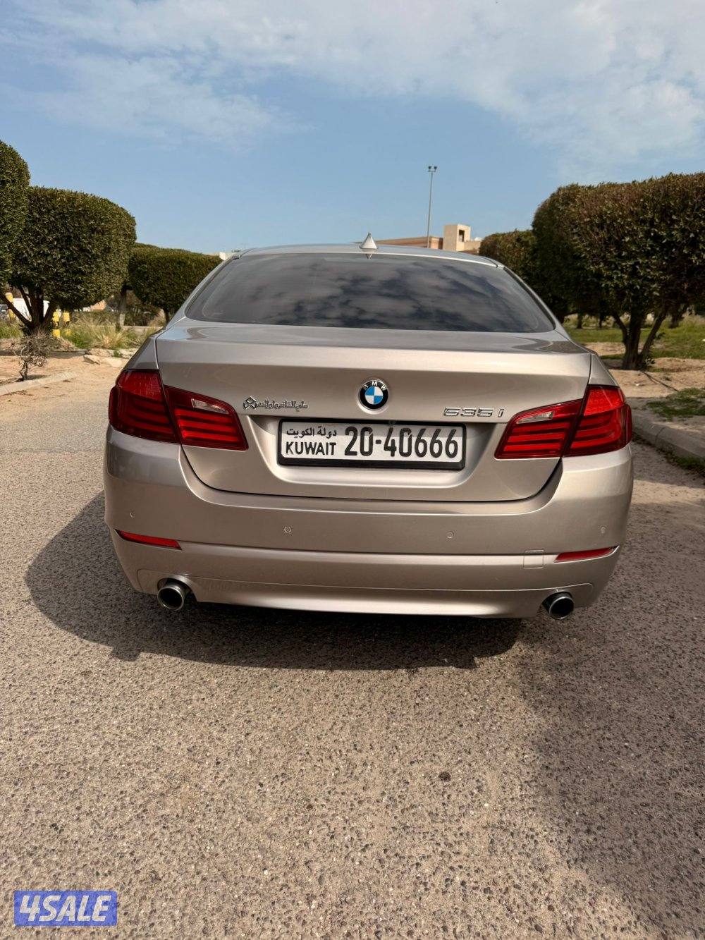 bmw 535i 2012 أعلى درجة بالمواصفات لون مميز بحالة فوق الممتازة4