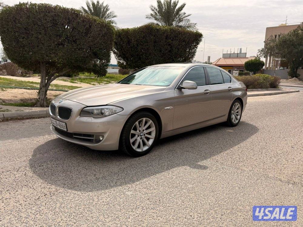 bmw 535i 2012 أعلى درجة بالمواصفات لون مميز بحالة فوق الممتازة7
