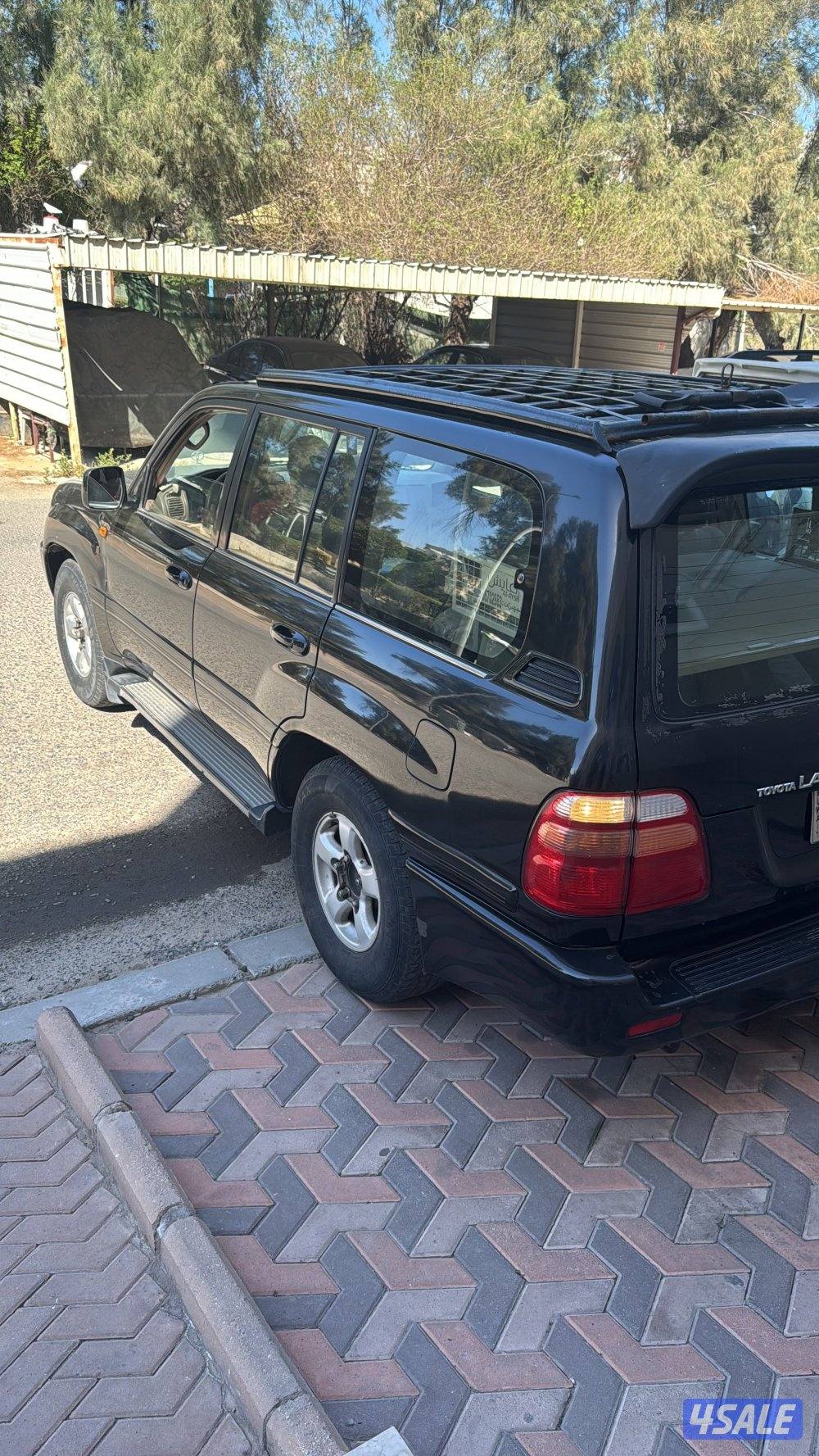 لاند موديل ٢٠٠١ للبيع1