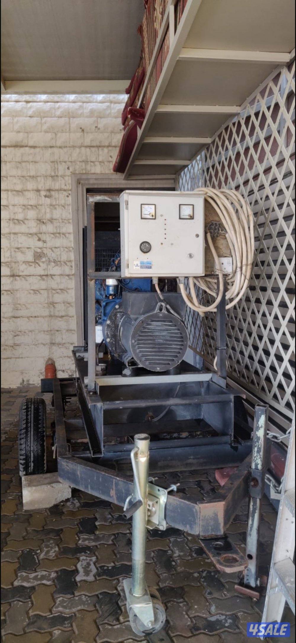 مكينة بيركنز تشغل ثلاث مكيفات نظيفه جدا وشرط النظافه  على السوم2