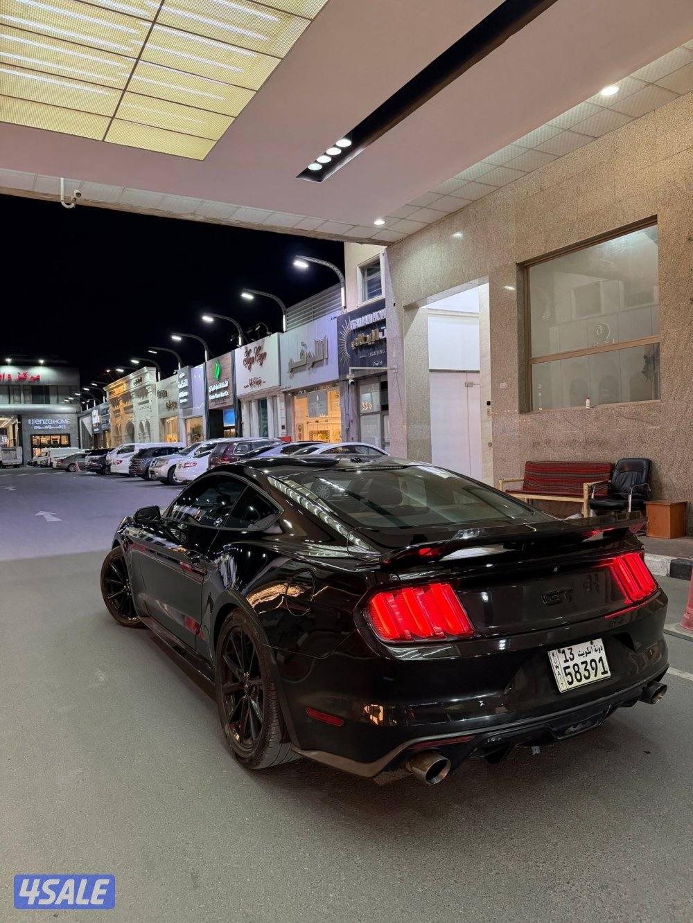 للبيع موستنق 5.0 قير عادي اعلى مواصفات بريميوم بحالة الوكالة شرط الفحص5