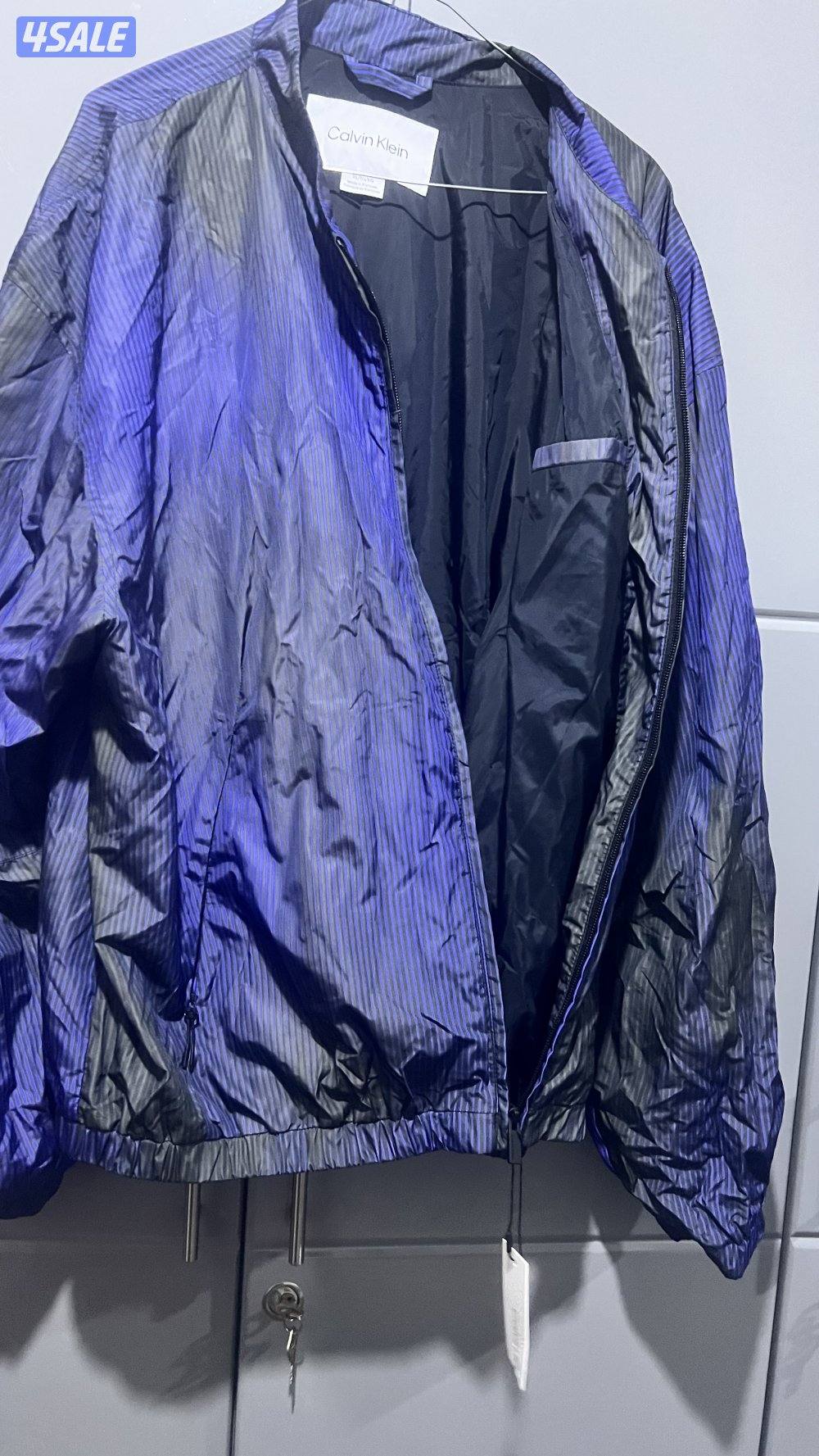 للبيع جاكت رجالي جديد ماركة  ماركة كالفن كلاين (Calvin Klein2