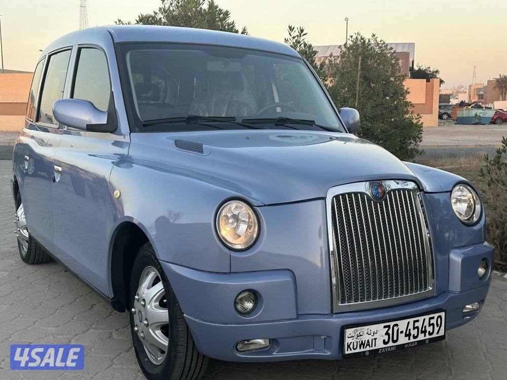 للبيع LONDON TAXI موديل 2011 وارد الزياني كامل المواصفات ماشي 19 فقط2