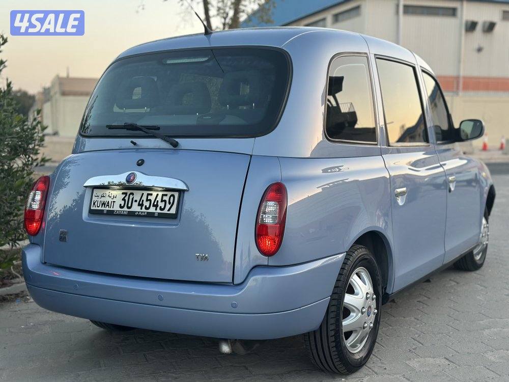 للبيع LONDON TAXI موديل 2011 وارد الزياني كامل المواصفات ماشي 19 فقط6