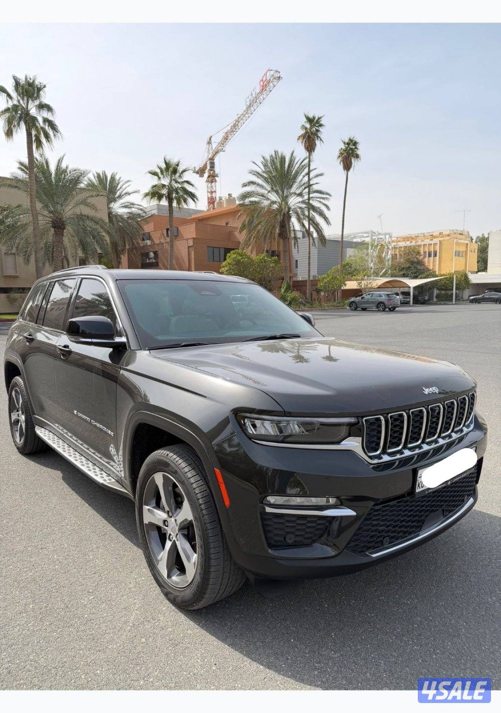 للبيع جراند شيروكي - صبغ وكاله - عداد ٣٠الف0