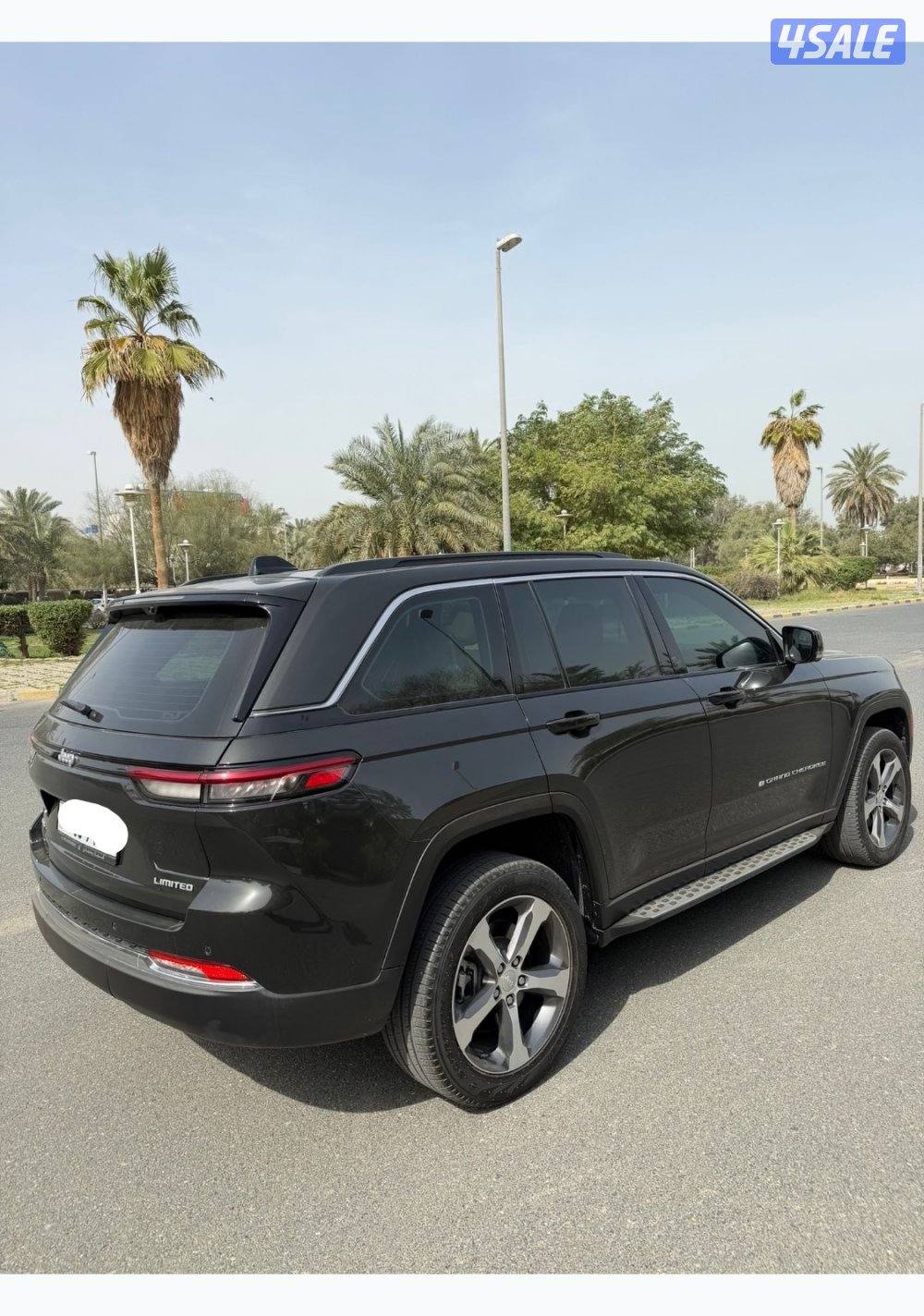 للبيع جراند شيروكي - صبغ وكاله - عداد ٣٠الف2