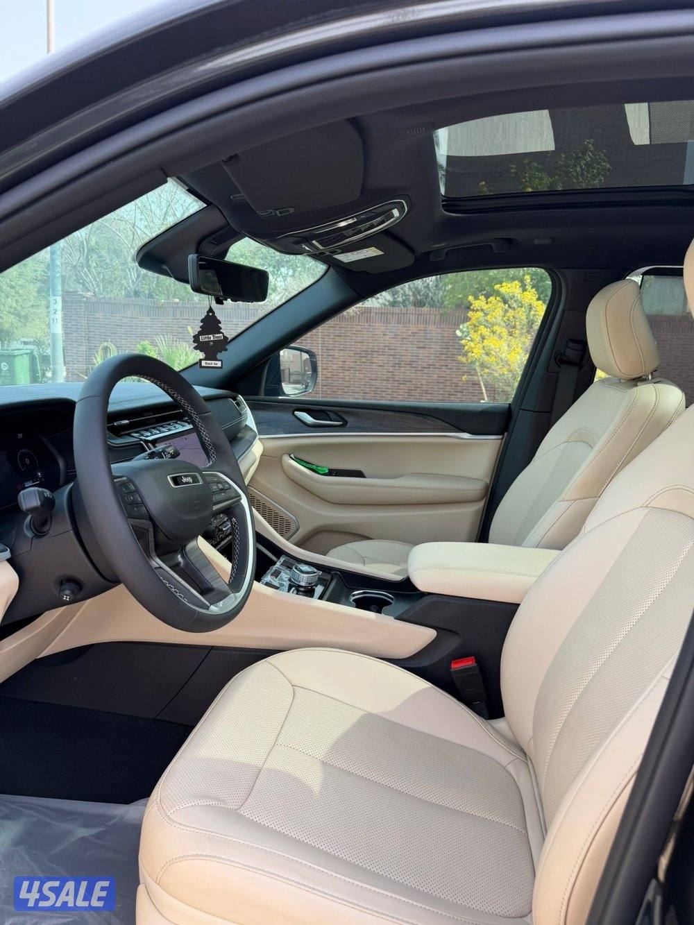 للبيع جراند شيروكي - صبغ وكاله - عداد ٣٠الف4