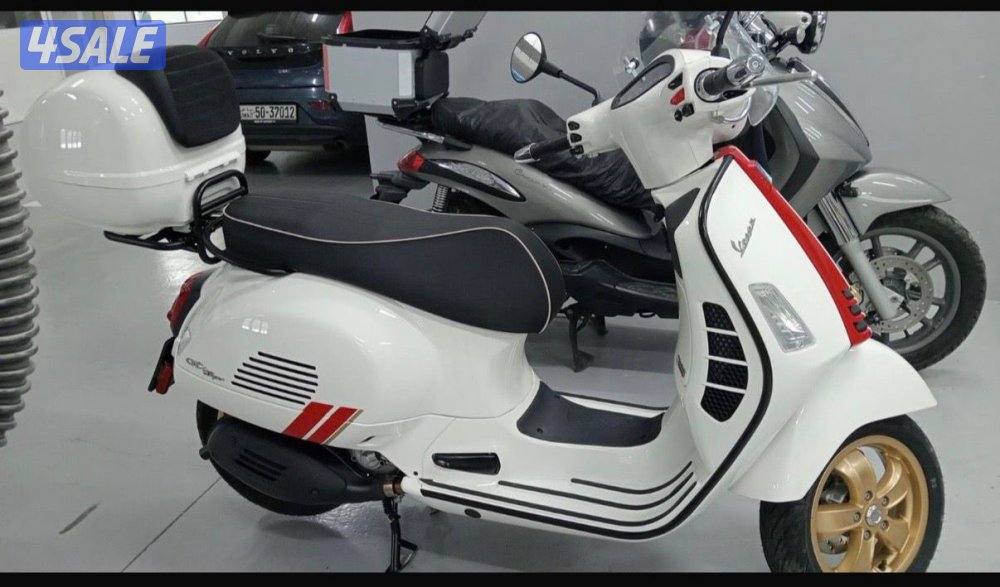 للبيع فيسبا GTS 300 موديل 2022 - ماشي 300 كم فقط .. تم شراء من الوكالة1