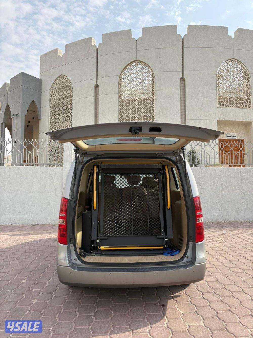 فان هيونداي H1 لكبار السن ماشي 9 الف فقط9