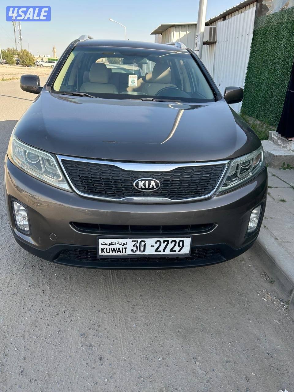 مستعمله المالك الثاني لها مافيها اي عيوب شرط فحص المكينه والقير6