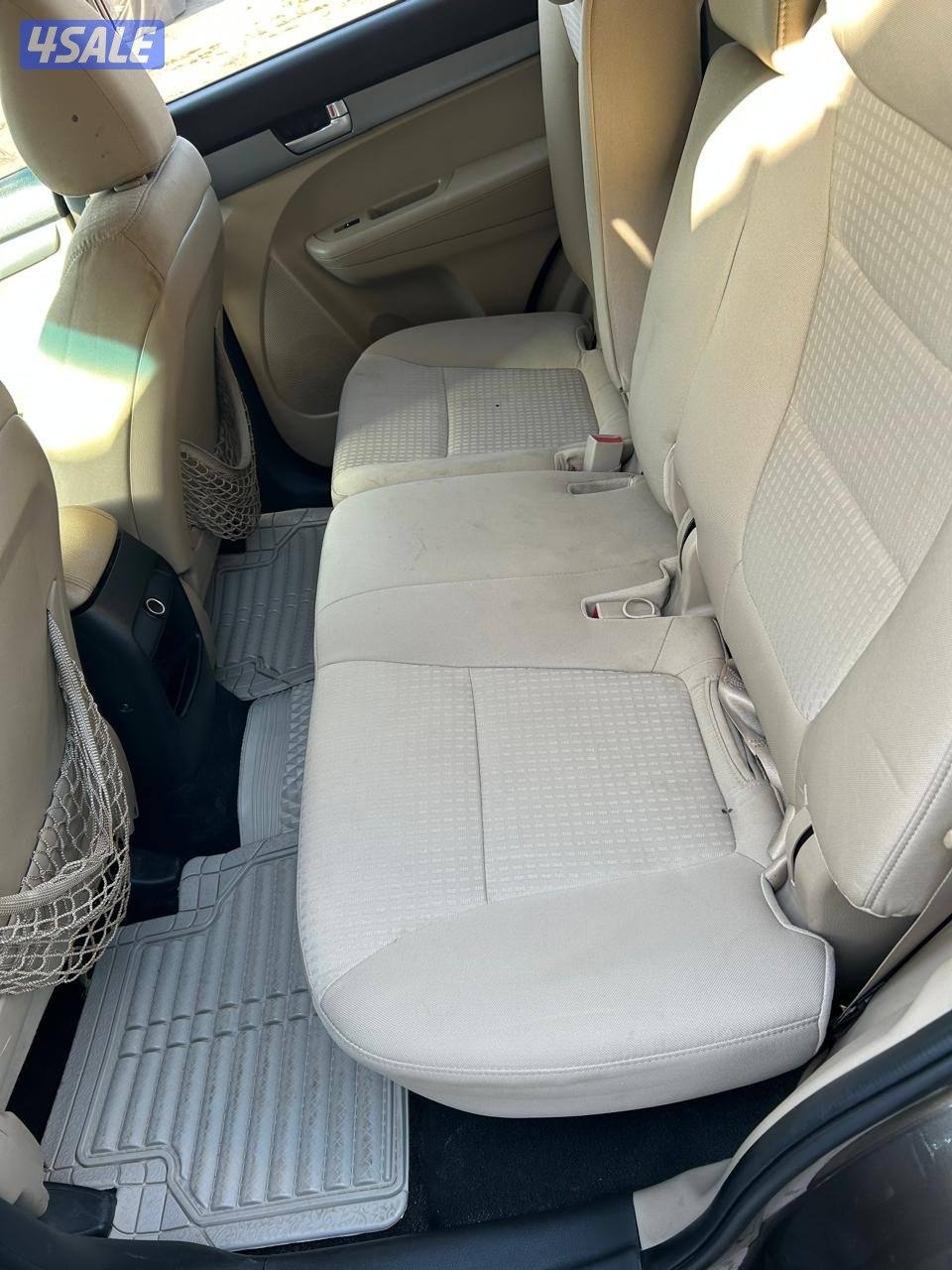 مستعمله المالك الثاني لها مافيها اي عيوب شرط فحص المكينه والقير9