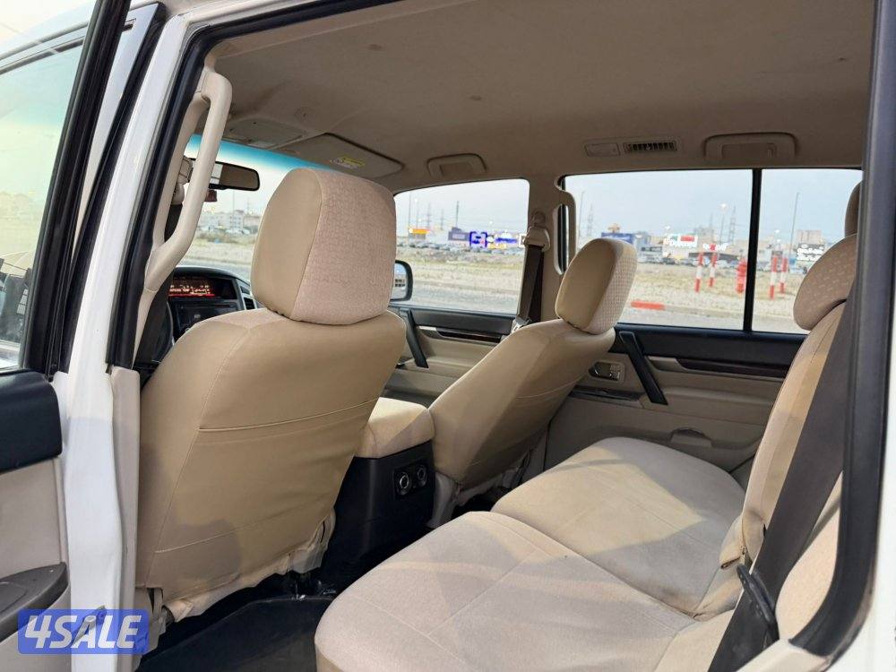 باجيرو 2019 نظيف ومرتب4