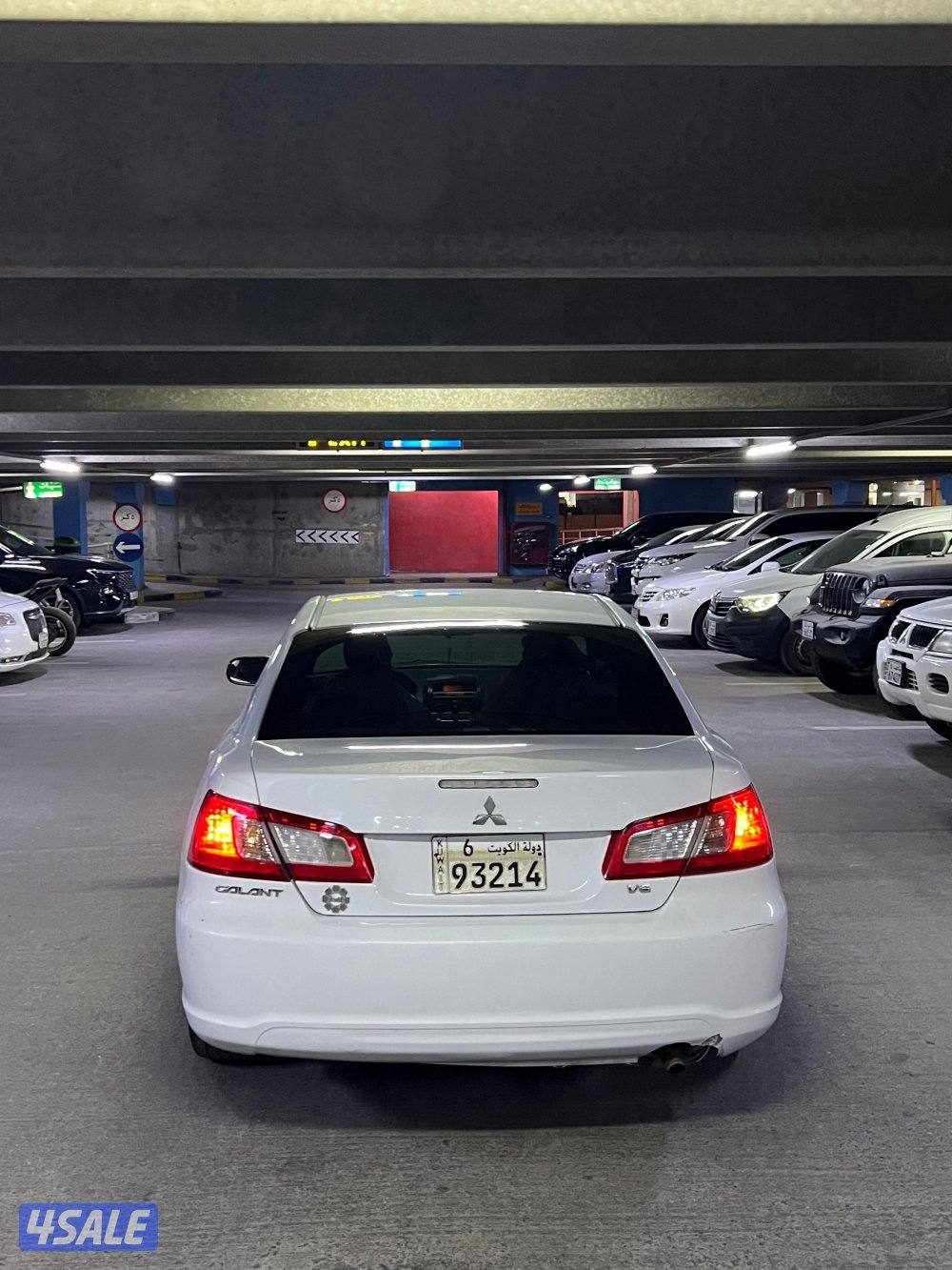 للبيع متسوبيشي جلانت 2010 ممشي 212 شرط الفحص2