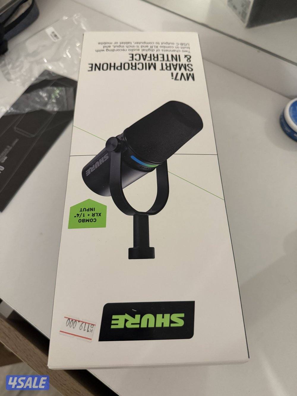 للبيع مايك شور Shure mv7i  جديد ماستعملته نهائي فكيته من الكرتون بس1